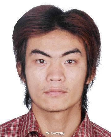 犯罪嫌疑人照片。广东省清远市公安局官方微博截图。 犯罪嫌疑人照片。广东省清远市公安局官方微博截图。